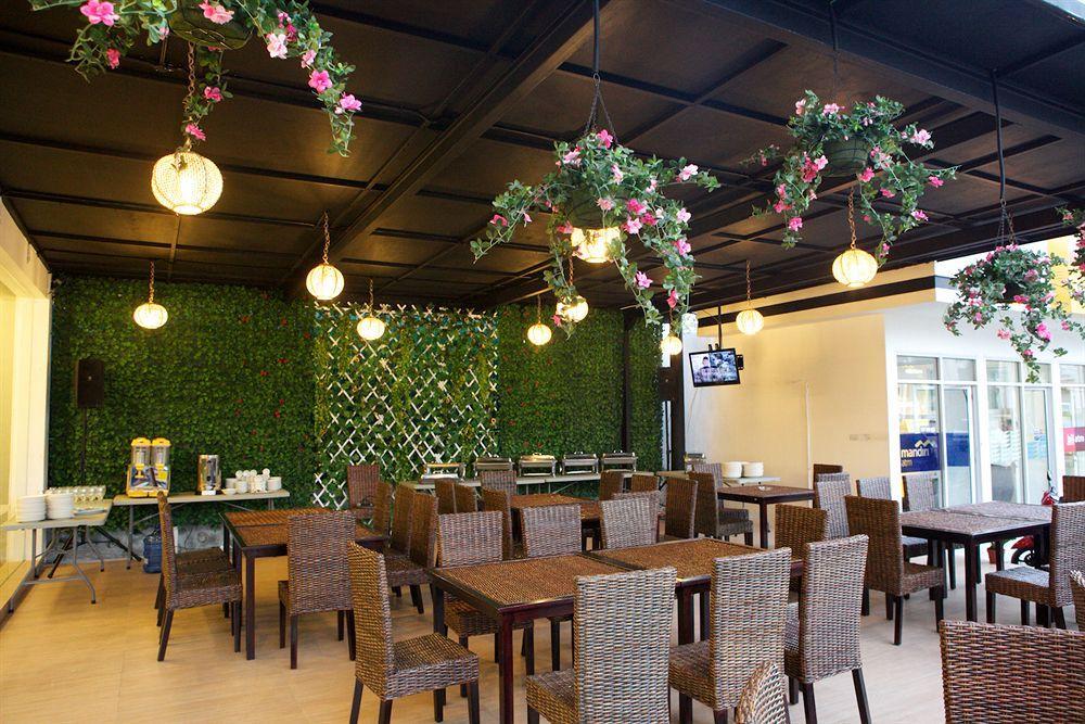 Arbor Biz Hotel Μακασάρ Εξωτερικό φωτογραφία