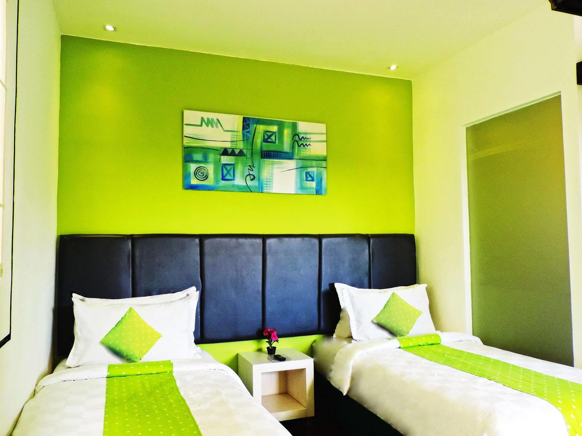 Arbor Biz Hotel Μακασάρ Εξωτερικό φωτογραφία