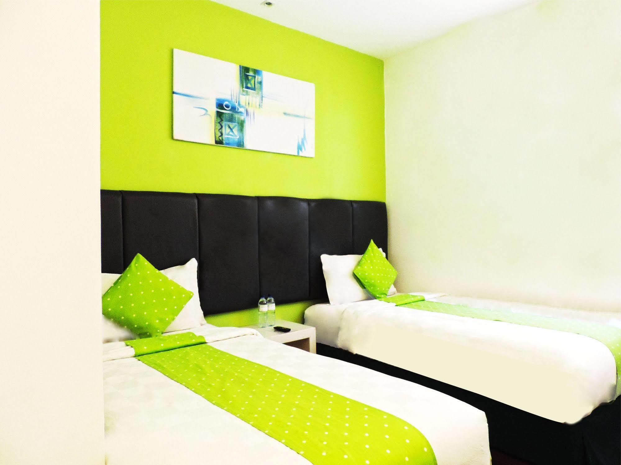 Arbor Biz Hotel Μακασάρ Εξωτερικό φωτογραφία