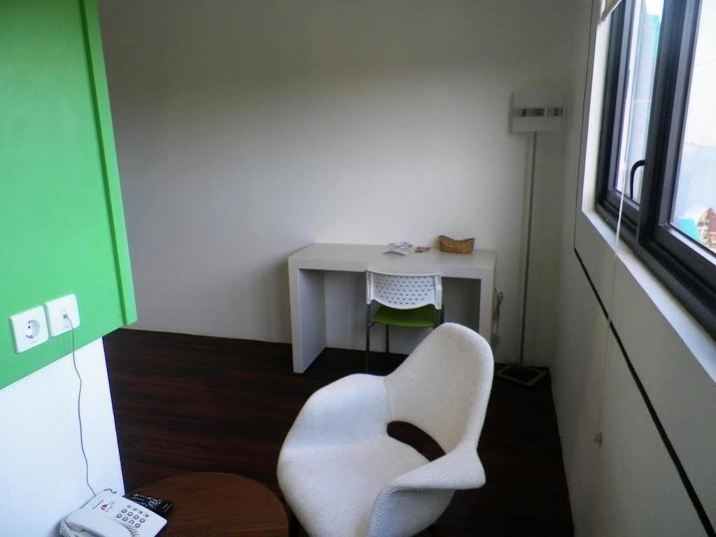 Arbor Biz Hotel Μακασάρ Εξωτερικό φωτογραφία