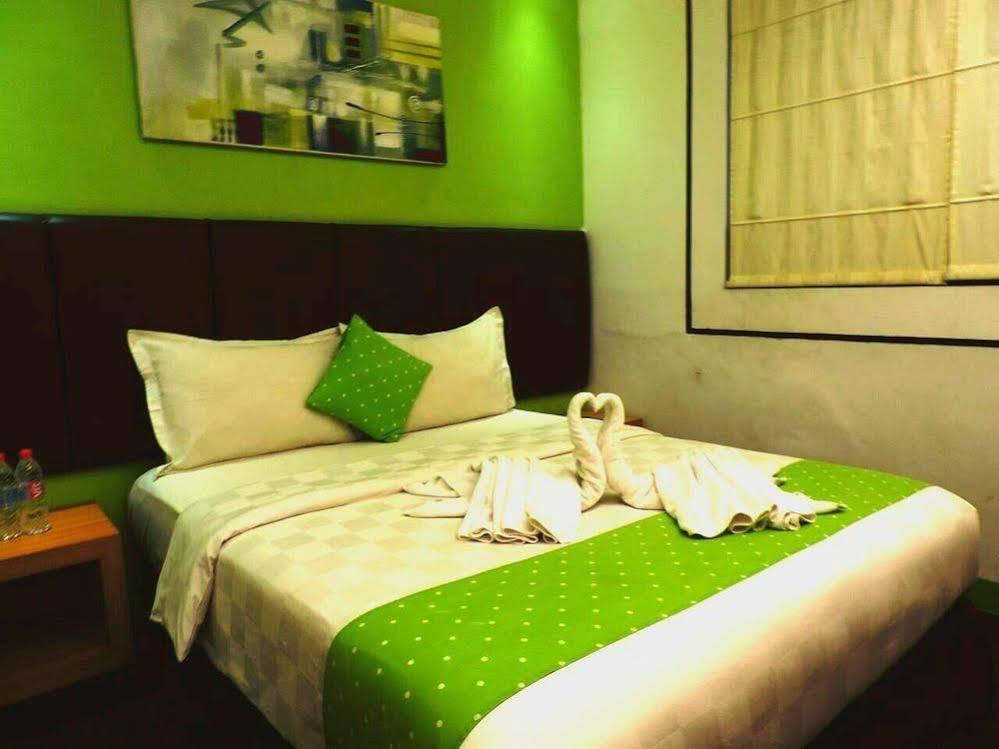 Arbor Biz Hotel Μακασάρ Εξωτερικό φωτογραφία