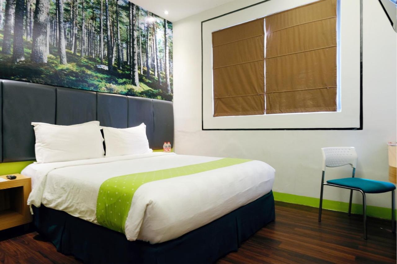 Arbor Biz Hotel Μακασάρ Εξωτερικό φωτογραφία